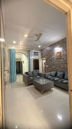 2 BHK + Pooja Room Builder Floor For Rent in Ashok Vihar Sector 3