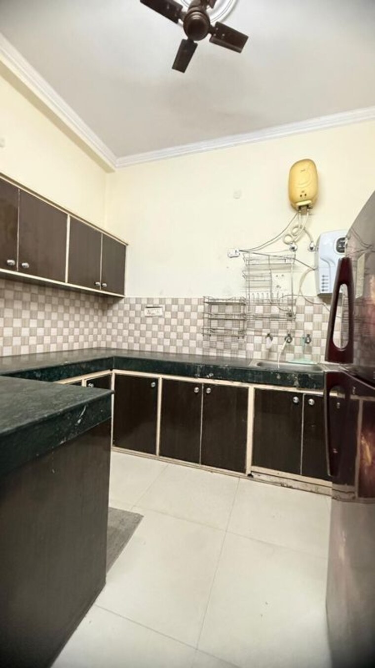 Kitchen, ashok-vihar-sector-3 2 Bedroom 1280 Sq.Ft. Builder Floor In Sector 3 Gurgaon 10356996