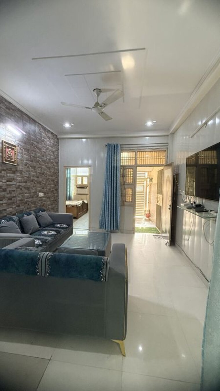 Living Room, ashok-vihar-sector-3 2 Bedroom 1280 Sq.Ft. Builder Floor In Sector 3 Gurgaon 10356996