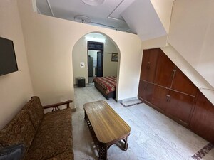 Bathroom in 1 BHK Builder Floor at Ansal Plaza Gurgaon, Palam Vihar – for Rent