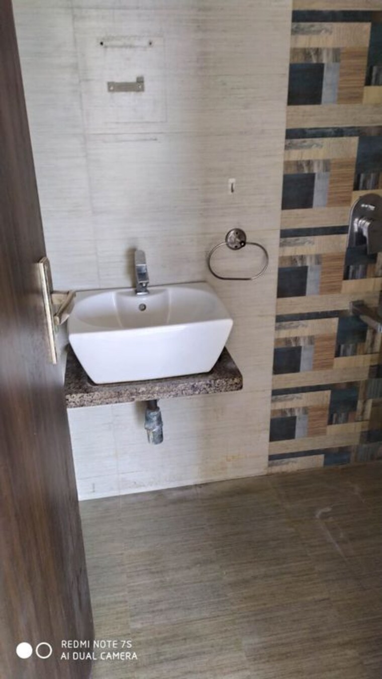 Bathroom, silver-arch-apartments 2 Bedroom 800 Sq.Ft. Apartment In Andheri West Mumbai 10380219