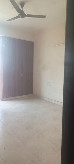2.5 BHK Apartment For Rent in KDP MGI City