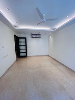 3 BHK + Servant Room Builder Floor For Rent in Greater Kailash I
