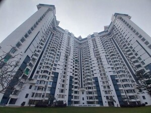 4 BHK Apartment – Exterior View View at Prabhadevi CHS, Prabhadevi - for Rent