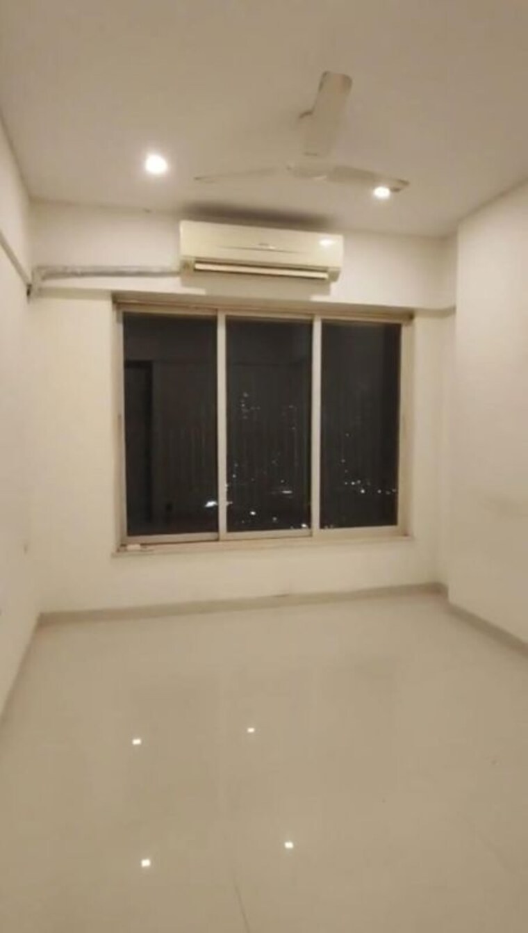 Room, kandivali east 2 Bedroom 880 Sq.Ft. Apartment In Kandivali East Mumbai 10380258