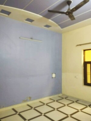 Room in 5 BHK Independent House at Jeevan Vihar – for Sale