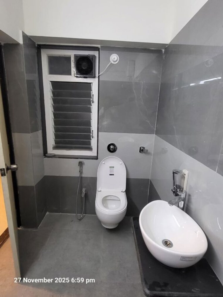 Bathroom, lotus-sky-garden 2.5 Bedroom 950 Sq.Ft. Apartment In Malad West Mumbai 10380272
