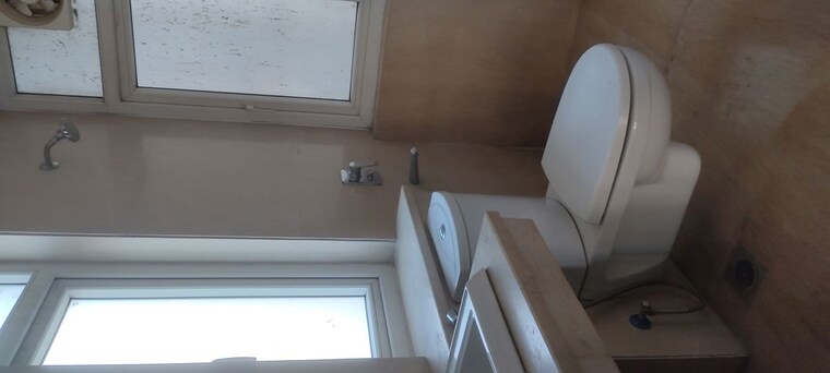 Attached Bathroom, puri-diplomatic-greens-phase-i 3.5 Bedroom 2200 Sq.Ft. Apartment In Sector 111 Gurgaon 10380237