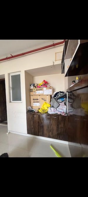 Furnished Amenities in 1.5 BHK Apartment at Vijay Orovia, Ghodbunder Road – for Rent