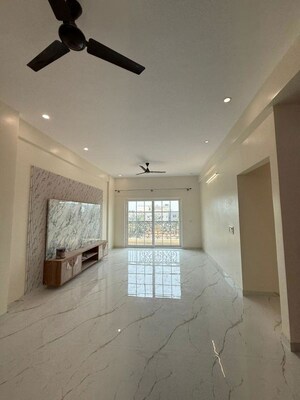 Building Lobby in 2 BHK Apartment at Prestige Finsbury Park Hyde, Bagaluru – for Rent