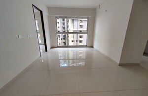 Furnished Amenities in 2 BHK Apartment at Godrej Tranquil, Kandivali East – for Rent