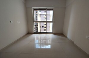 Room in 2 BHK Apartment at Godrej Tranquil, Kandivali East – for Rent