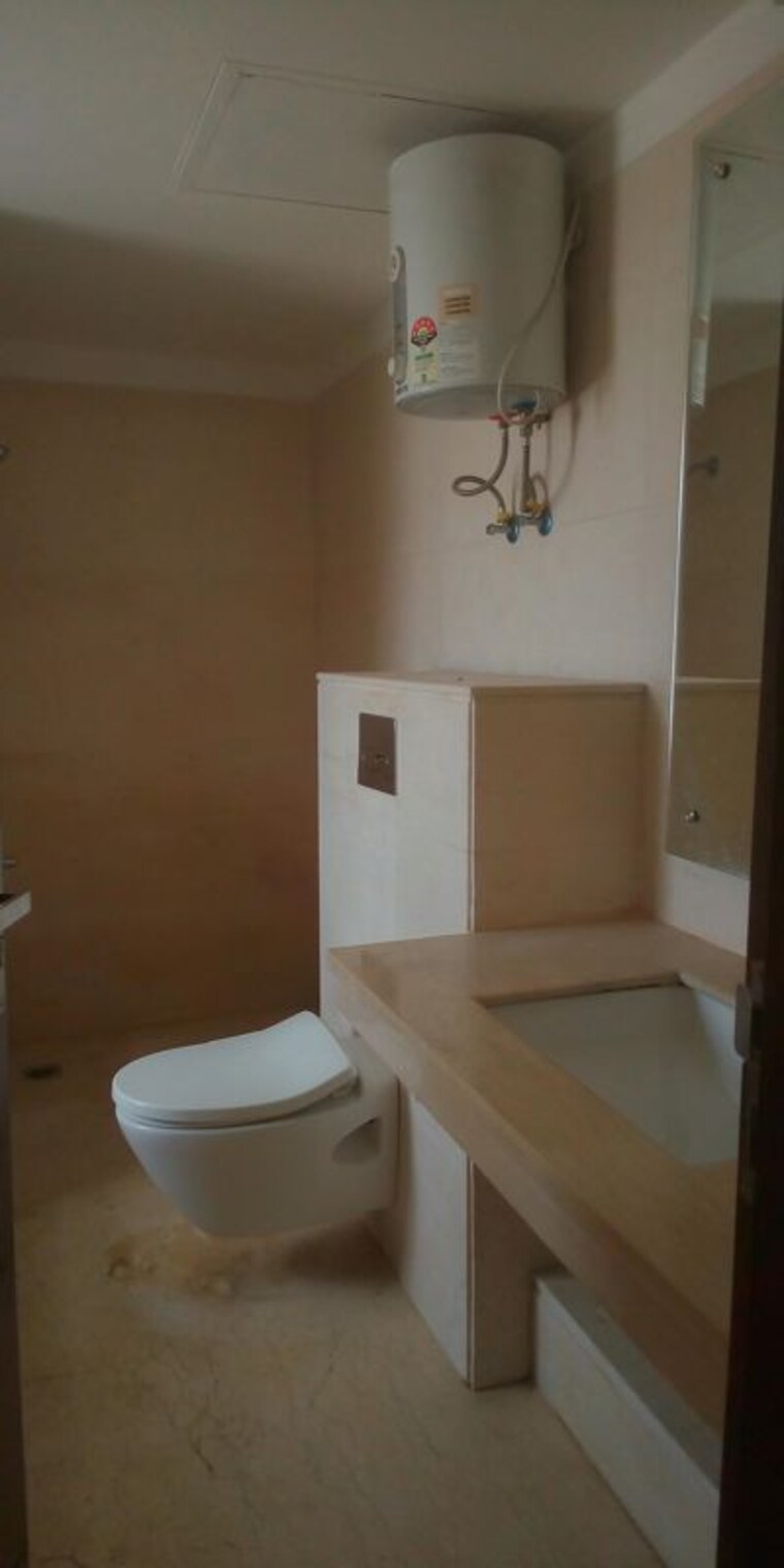 Bathroom, puri-diplomatic-greens-phase-i 4 Bedroom 2950 Sq.Ft. Apartment In Sector 111 Gurgaon 10380282