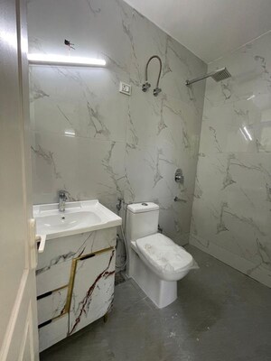 Bathroom in 2 BHK Builder Floor at South City 2 – for Rent