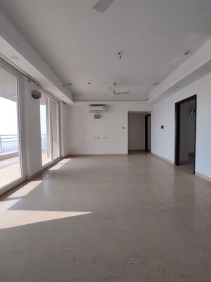 Room in 4 BHK Apartment at Puri Diplomatic Greens Phase I, Sector 111 – for Sale