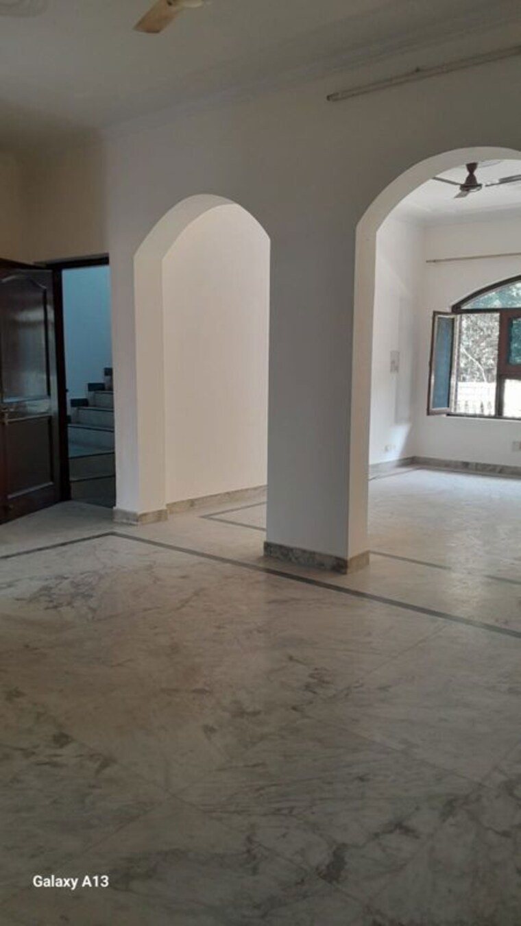 undefined, sector 22b 2 Bedroom 1200 Sq.Ft. Builder Floor In Sector 22b Gurgaon 10380338