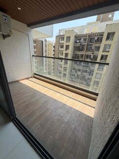 2 BHK Apartment For Rent in Majestique Signature Towers