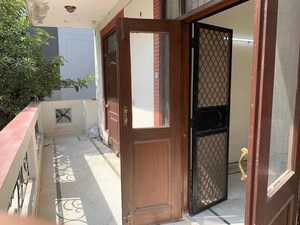 Kitchen in 2 BHK Builder Floor at Dlf Phase ii – for Sale