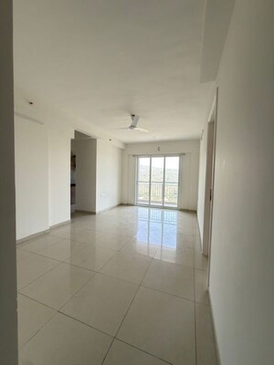 Room in 3 BHK Apartment at Godrej Emerald, Ghodbunder Road – for Rent