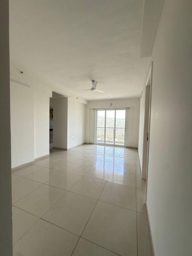 Room, godrej-emerald 3 Bedroom 950 Sq.Ft. Apartment In Ghodbunder Road Thane 10380364