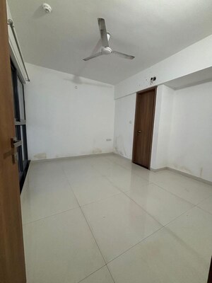 Room in 2 BHK Apartment at Majestique Signature Towers Phase 1, Balewadi – for Rent