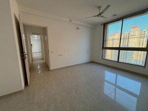Room in 2.5 BHK Apartment at Hiranandani Eagleridge Wing B, Thane West – for Rent