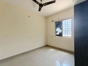 Room in 1 BHK Builder Floor at Hsr Layout – for Rent