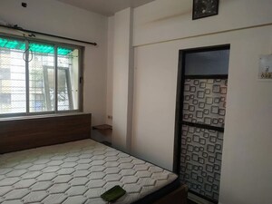 Bedroom in 2 BHK Apartment at Puraniks Kanchanpushp Complex, Kavesar – for Rent