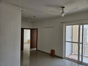Room in 2.5 BHK Apartment at Mahagun Mywoods II, Sector 16c Greater Noida – for Rent