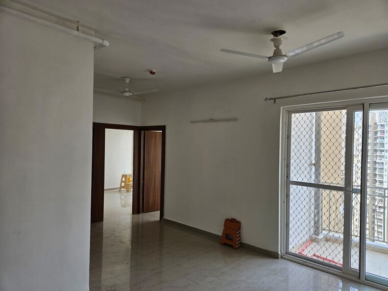Room, mahagun-mywoods-ii 2.5 Bedroom 1240 Sq.Ft. Apartment In Sector 16c Greater Noida Greater Noida 10380365
