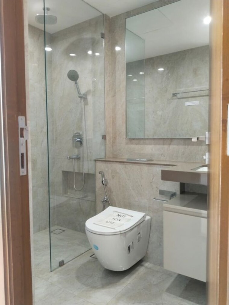 Bathroom, hiranandani-lake-enclave-glendale 4 Bedroom 2400 Sq.Ft. Apartment In Thane West Thane 10380351