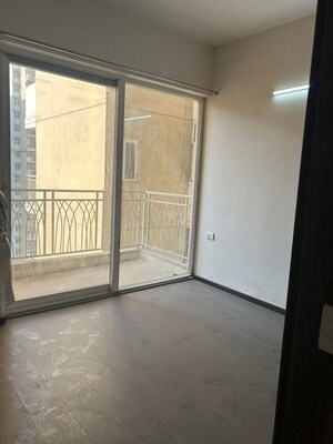 Room in 2 BHK Apartment at Mahagun My Woods, Sector 16c Greater Noida – for Rent