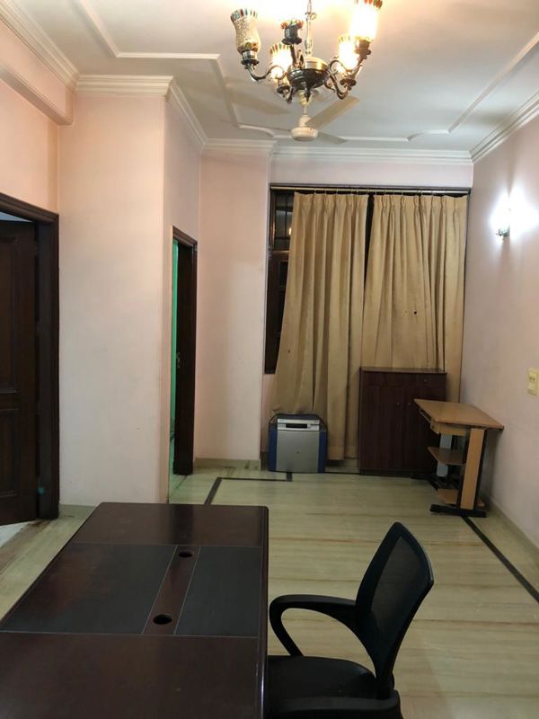 3 BHK + Pooja Room,Servant Room,Study Room,Extra Room Builder Floor For Rent in Greater Kailash II