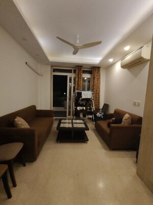 Living Room in 3 BHK Builder Floor at Gupta Awas, Sector 43 – for Rent