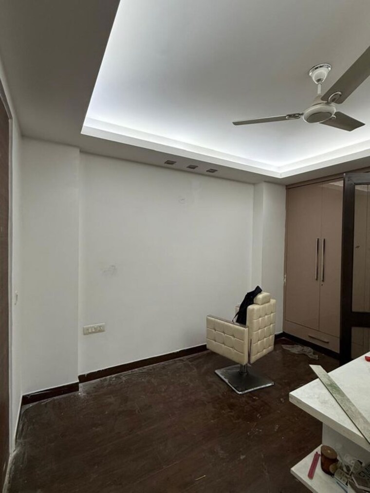 Team Area, greater kailash i 3 Bedroom 208 Sq.Yd. Builder Floor In Greater Kailash I Delhi 10380434