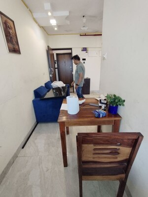 Team Area in Studio Apartment at Platinum Tower 1, Andheri West – for Rent