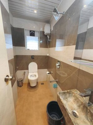 Bathroom in 1 BHK Apartment at Ishan CHS Matunga, Matunga East – for Rent