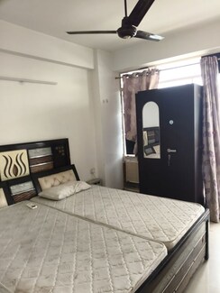 2 BHK Apartment For Rent in Zara Aavaas