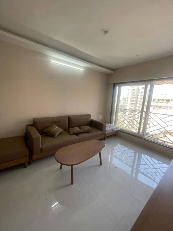 2 BHK + Pooja Room,Study Room,Extra Room Apartment For Rent in Matunga East