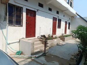 1 RK Independent House – Exterior View View at Yusufpur - for Rent