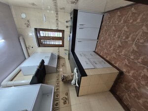 Kitchen in 1.5 BHK Apartment at Mayur Vihar – for Rent