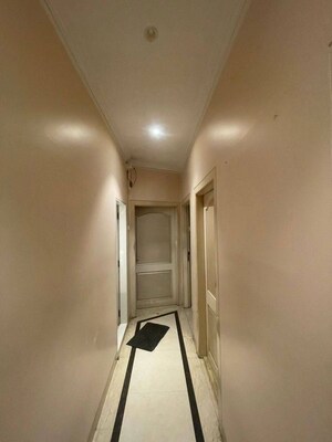 3 BHK Apartment – Entrance View at Earth Building, Matunga East - for Rent