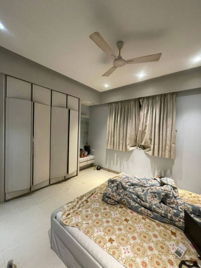 Bedroom, earth-building 3 Bedroom 1400 Sq.Ft. Apartment In Matunga East Mumbai 10380475