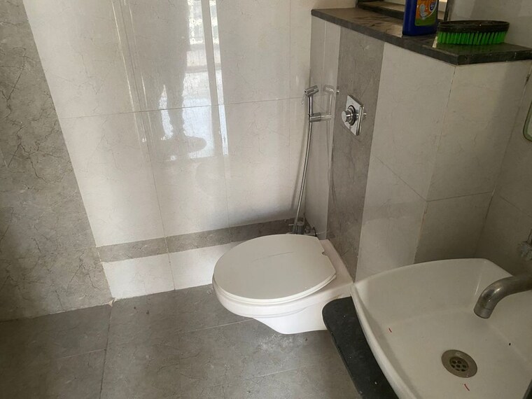 Bathroom, brahma-realty-skycity 3 Bedroom 1000 Sq.Ft. Apartment In Dhanori Pune 10380478