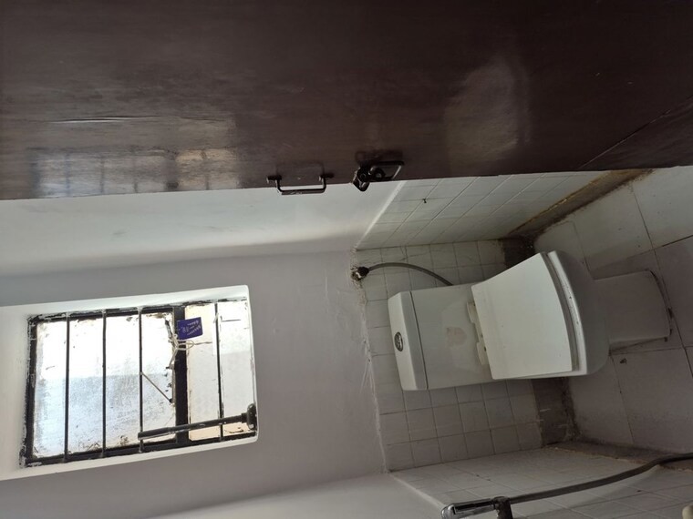 undefined, mayur vihar 2.5 Bedroom 980 Sq.Ft. Apartment In Mayur Vihar Delhi 10380499