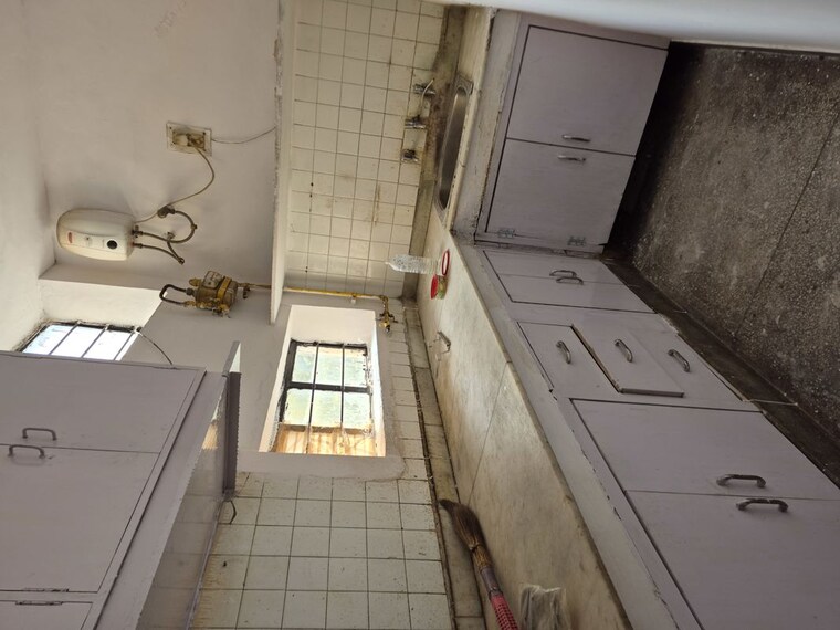 Balcony, mayur vihar 2.5 Bedroom 980 Sq.Ft. Apartment In Mayur Vihar Delhi 10380499