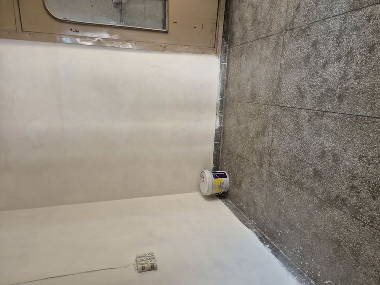 Room, mayur vihar 2.5 Bedroom 980 Sq.Ft. Apartment In Mayur Vihar Delhi 10380499