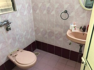 Bathroom in 1 BHK Apartment at Bahri Niwas, Sion West – for Rent