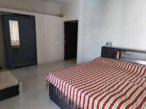 Bedroom in 3 BHK Apartment at Mirchandani Palms, Rahatani – for Rent
