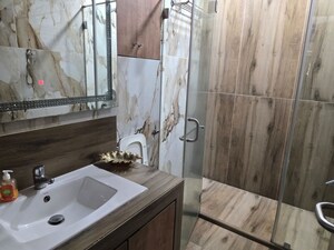 Balcony in 5 BHK Apartment at Nalanda Apartment Cumbala Hill, Cumbala Hill – for Rent